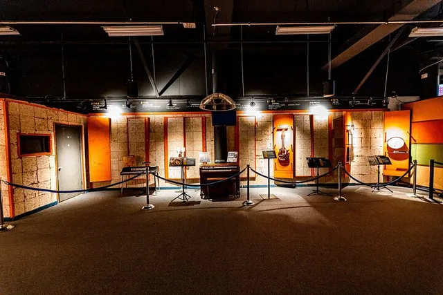 Nashville Musicians Hall of Fame Admission - Image 6