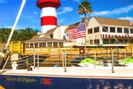 Hilton Head Crabbing Expedition Boat Cruise thumbnail 2