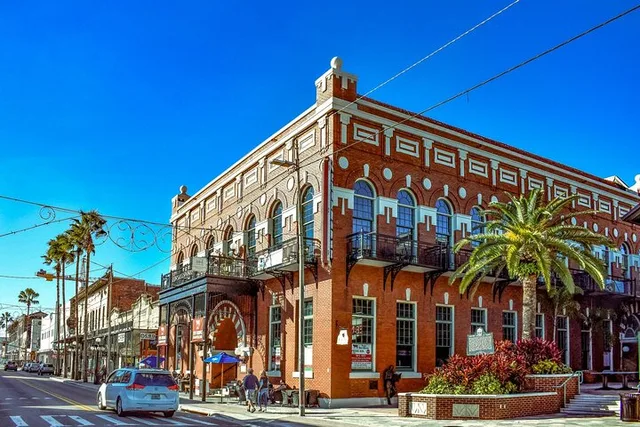 Tampa City Private Transfer to Tampa Airport - Image 6