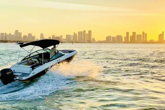 Miami Private Boat Rental with Captain - Image 2