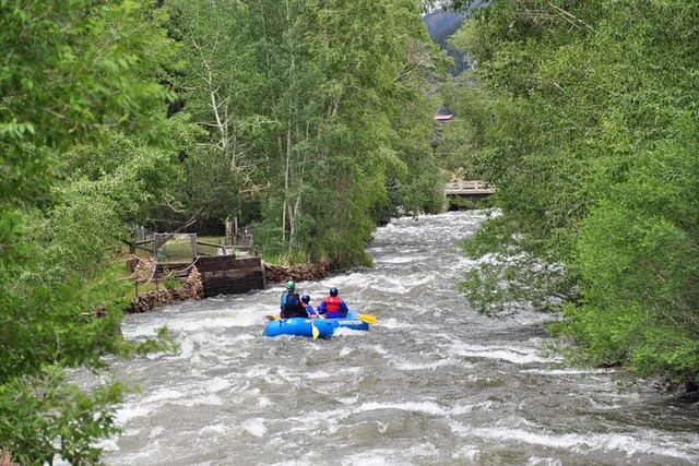 Clear Creek Whitewater Rafting for Beginners - Image 4
