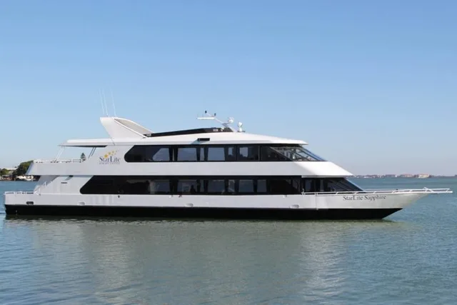 St. Petersburg Yacht Sightseeing Cruise - Image 1