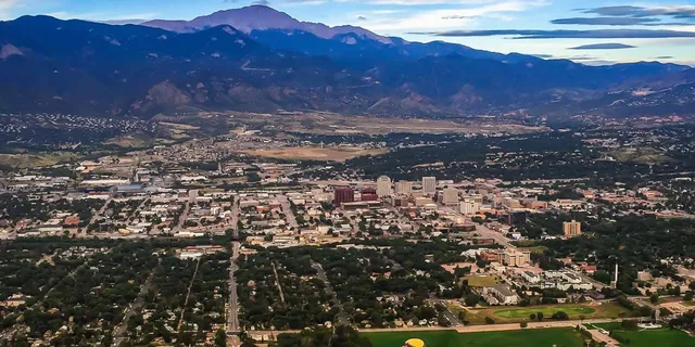 Colorado Springs Sunrise Hot Air Balloon Ride - Image 2
