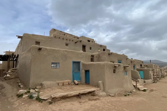 Santa Fe Driving Tour to Chimayó and Taos Pueblo - Image 2