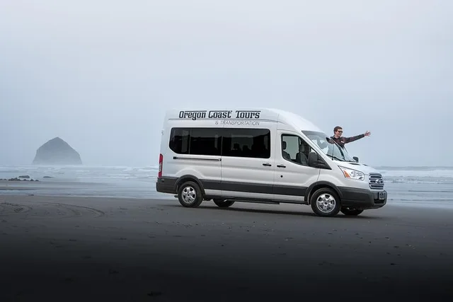 Oregon Coast Sightseeing Tour - Image 1