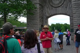 Niagara Falls Walking Tour with Maid of the Mist