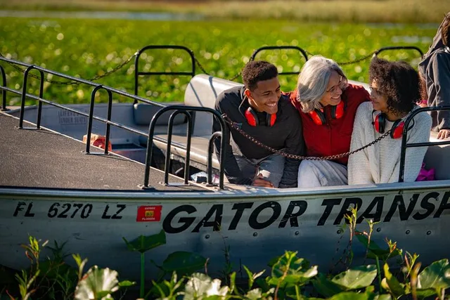 Boggy Creek Airboat Adventure with Gem Mining and Lunch - Image 5