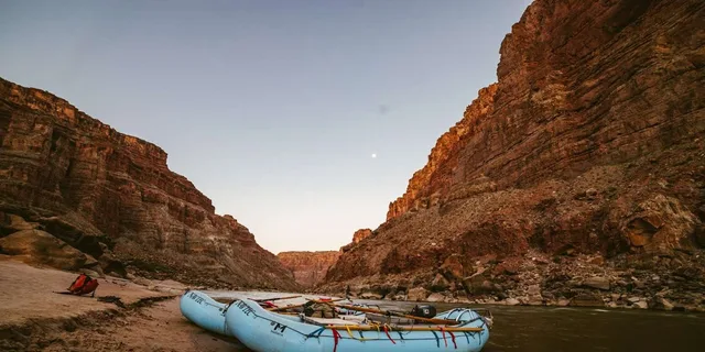 Moab Cataract Canyon Raft and Van Tour 4 Days - Image 2