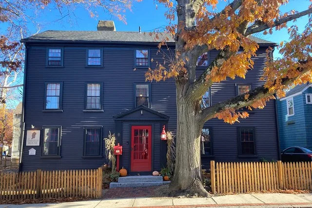 Salem Interactive House Tour - Image 1