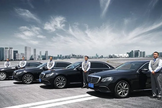 Los Angeles Airport Transfer - Image 1