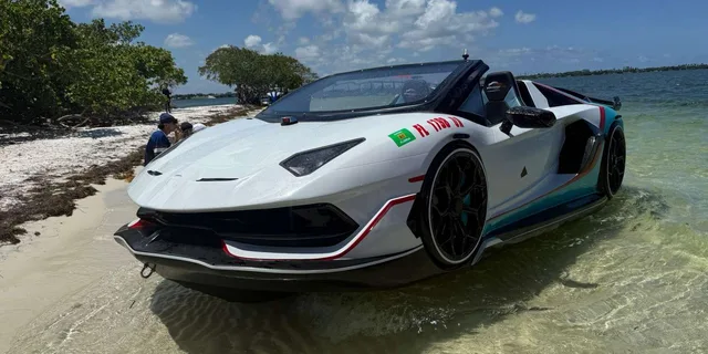 Miami JetCar Experience - Image 1