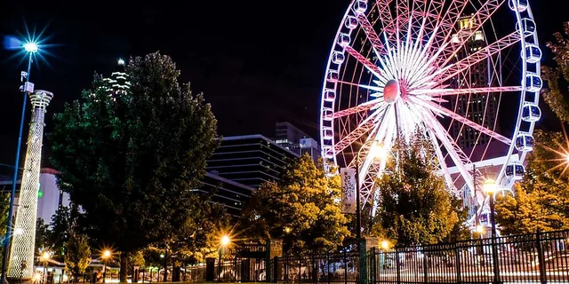 Atlanta SkyView Ferris Wheel Ride - Image 4