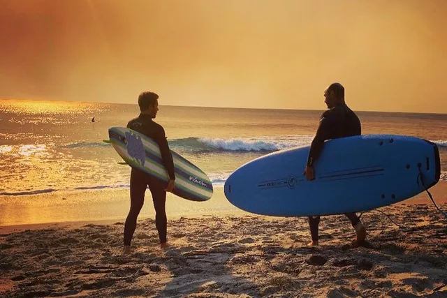 Laguna Beach Surf Lesson - Image 1
