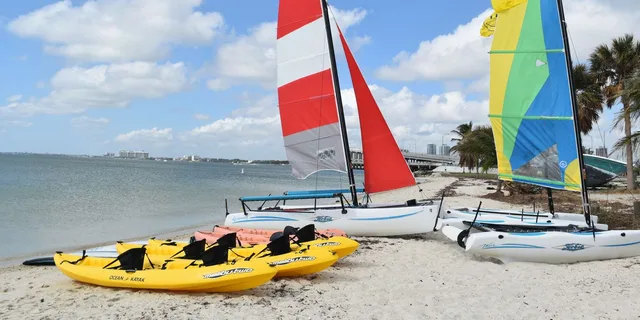 Miami Hobie Cat Sailing Key Biscayne 1 hr - Image 2