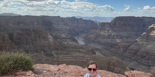 Las Vegas West Rim and Hoover Dam Tour - Image 2