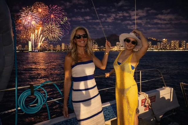 Honolulu Fireworks Boat Cruise - Image 5