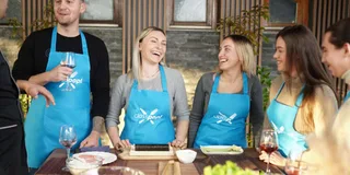 Las Vegas Sushi Making Class at Local Tavern 2 hr