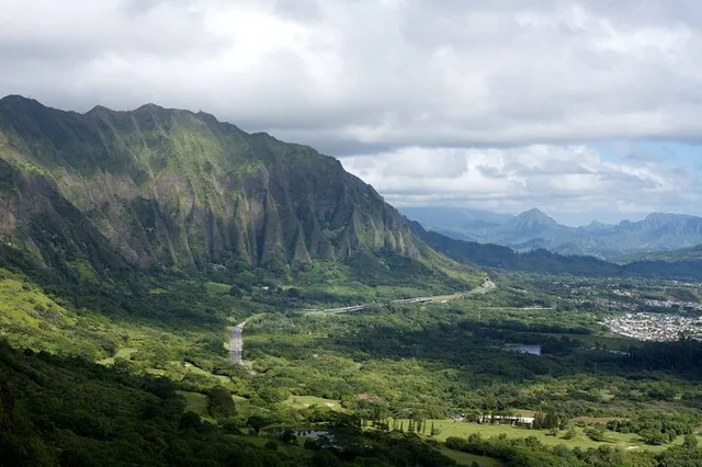 Oahu Polaris Slingshot Adventure - Image 3