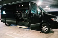 New Orleans Chauffeur Driven Airport Transfer thumbnail 2