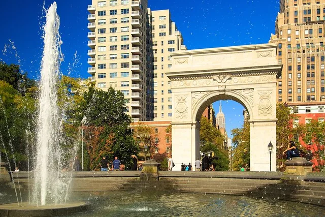 New York University Campus Walking Tour - Image 6