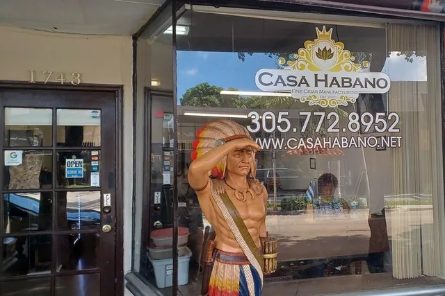 Miami Cigar Factory Tour in Little Havana - Image 3