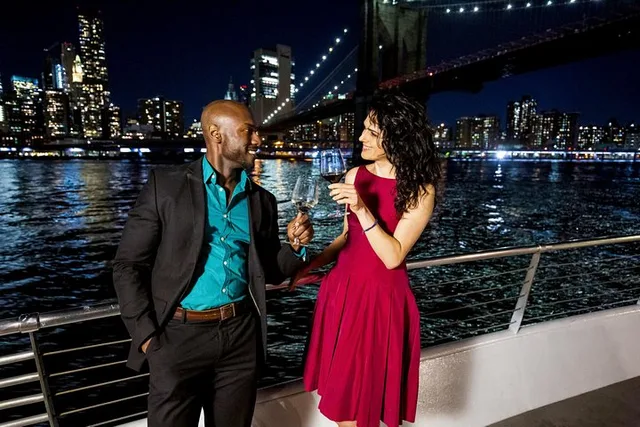 New York Dinner Cruise - Image 5