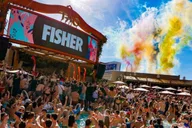 Las Vegas Pool Party Tour with Party Bus thumbnail 5