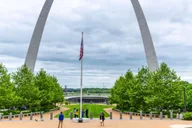 St Louis Gateway Arch Walking Tour with Ticket thumbnail 1