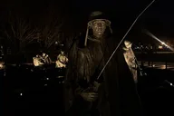 Washington, D.C. Monuments Night Tour thumbnail 1