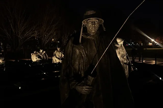 Washington, D.C. Monuments Night Tour - Image 1