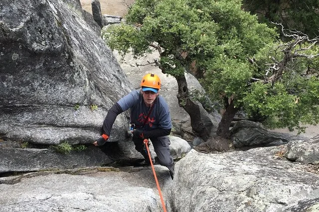 Mammoth Lakes Climbing Class - Image 5