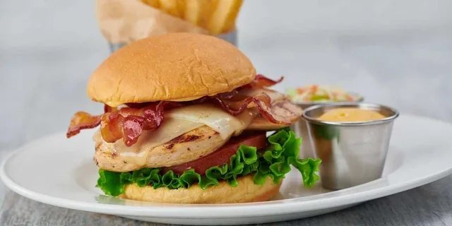 New Orleans Hard Rock Cafe Dining Experience - Image 6