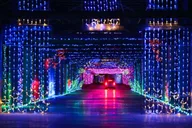 Las Vegas Motor Speedway Holiday Light Show thumbnail 6