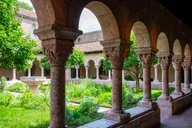 New York City Met Cloisters & Fifth Avenue Tour by Car thumbnail 6