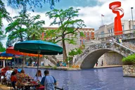 San Antonio Night Driving Tour with River Walk Cruise thumbnail 6