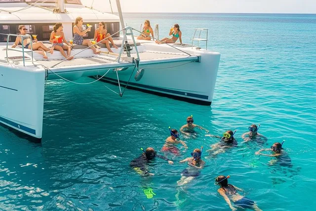 Miami Key West Day Trip with Snorkel or Glass Bottom Boat - Image 1