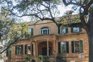 Savannah Private Tour of Historic Districts and Bonaventure thumbnail 6