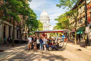 Madison Trolley Pub Tour 2 hr