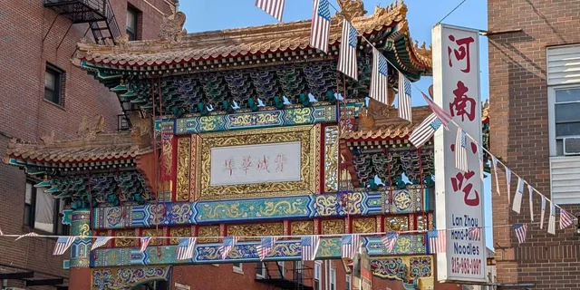 Philadelphia Highlights, History, and Food Tour - Image 6