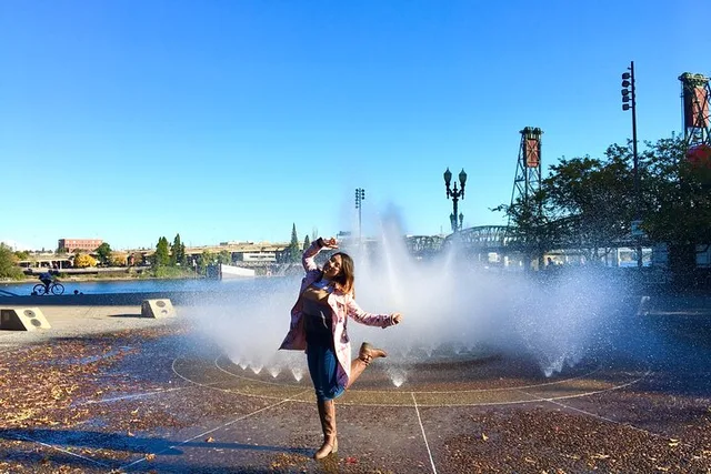 Portland City Tour: Parks, Plazas, and Views - Image 4