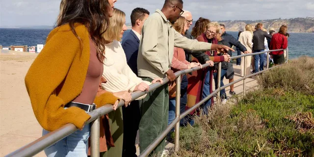 La Jolla Walking Tour: Sip, Savor & Sea 3 hr - Image 5