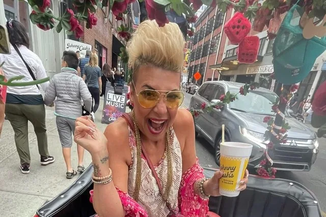 Nashville Pink Tour - Image 1