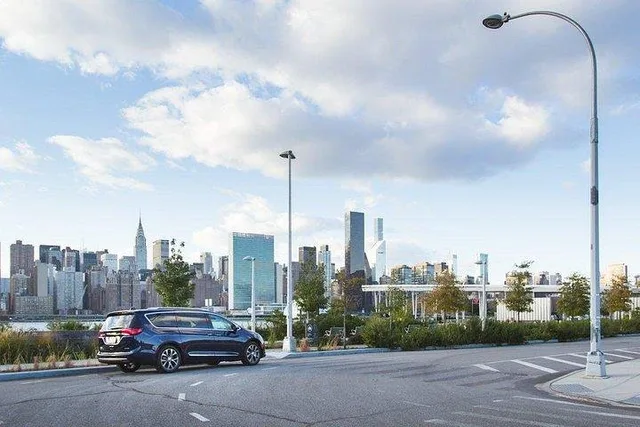 New York Minivan Private Tour - Image 5