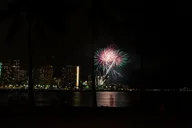 Waikiki Fireworks Dinner Cruise thumbnail 5