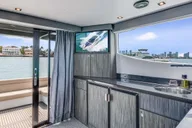 Miami Yacht Charter thumbnail 2
