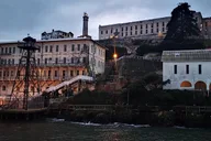 San Francisco Alcatraz Night Tour with Bay Cruise thumbnail 3