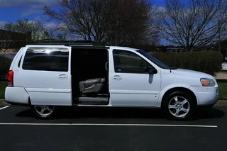 Guided Winery Tour Transport in Finger Lakes 7 hr