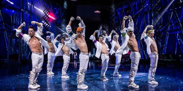 Las Vegas MJ ONE Show Experience - Image 2
