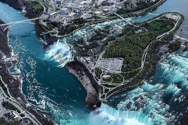 New York to Niagara Falls and Washington DC Tour - Image 5