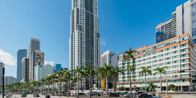 Miami Open-Top Bus Tour and Biscayne Bay Cruise - Image 6